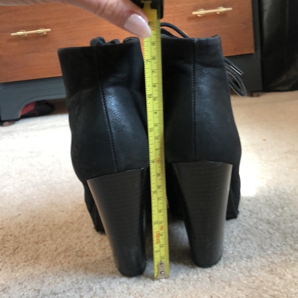 Platform lace up suede black booties - Picture 4 of 8
